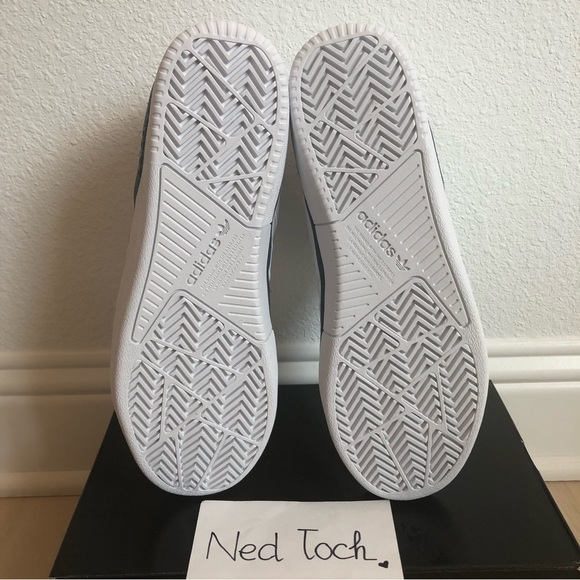 Adidas Tyshawn - Men’s Shoes Multiple Sizes - Picture 8 of 8